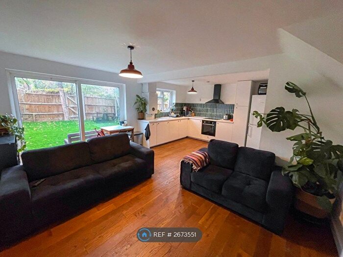 4 Bedroom Terraced House To Rent In Holland Drive, London, SE23