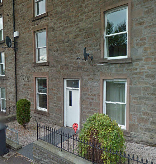 3 Bedroom Flat To Rent In Union Place, West End, Dundee, DD2