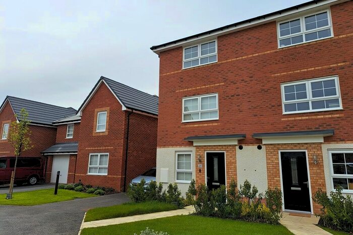 3 Bedroom Semi-Detached House To Rent In Beaufighter Crescent, Melton Mowbray, LE13