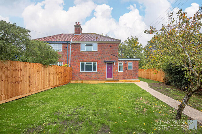 3 Bedroom Semi-Detached House For Sale In Cromwell Close, Hethersett, NR9