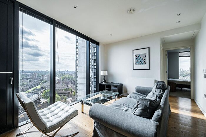 2 Bedroom Flat To Rent In Strata, Walworth Road, SE1