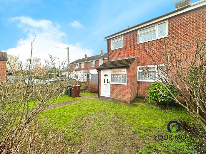 3 Bedroom Semi Detached House For Sale In Swallowfield, Willesborough, Ashford, Kent, TN24