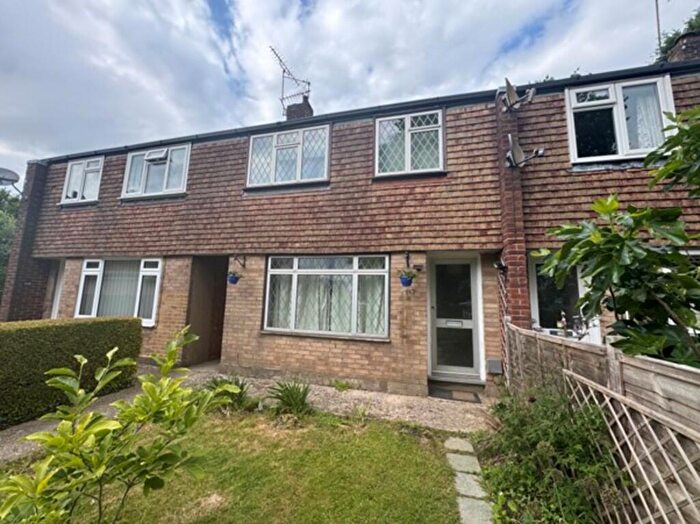 3 Bedroom Terraced House To Rent In Farhalls Crescent, Horsham, RH12