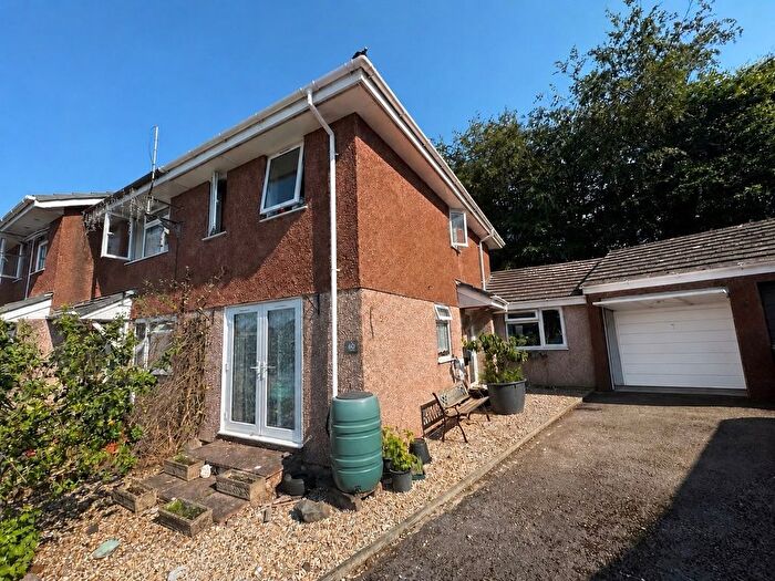 4 Bedroom Property To Rent In Jenwood Road, Honiton, EX14