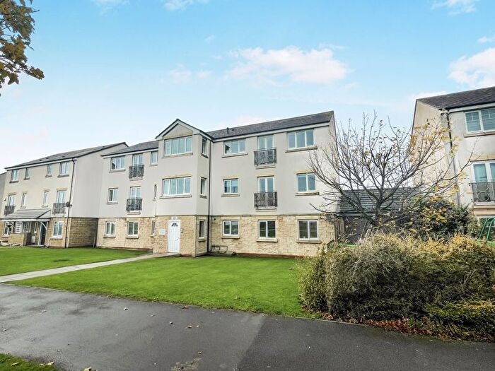 2 Bedroom Flat To Rent In Oberon Way, Blyth, NE24