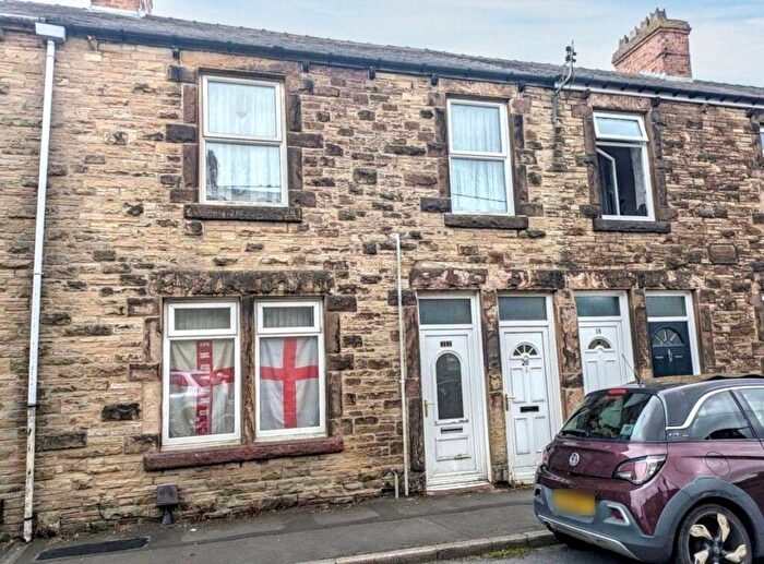 2 Bedroom Flat For Sale In Hartington Street, Consett, Durham, DH8