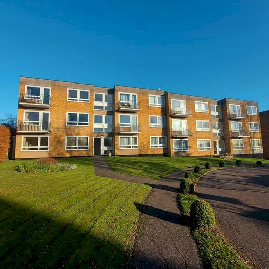 2 Bedroom Apartment To Rent In Milton Road, Harpenden, AL5