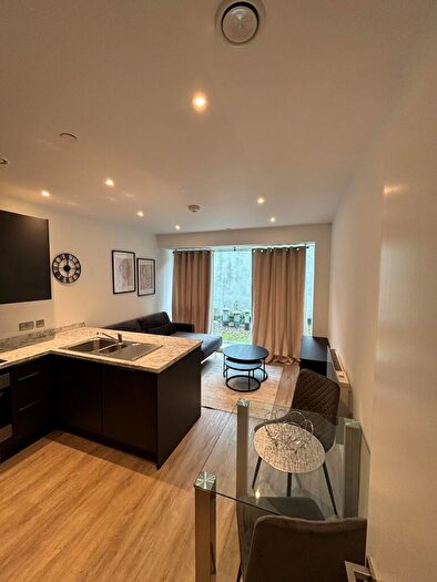 1 Bedroom Apartment To Rent In Cheapside, L2