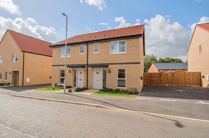 2 Bedroom Property To Rent In Hermann Place, Sudbury, CO10