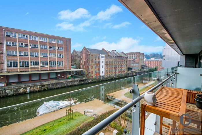 2 Bedroom Apartment For Sale In Nethercott Bank, Norwich, NR1