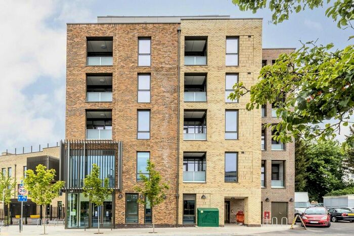 2 Bedroom Flat To Rent In Coombe Road, Norbiton, Kingston Upon Thames, KT2