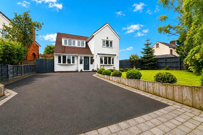4 Bedroom Detached House For Sale In Mill Hill Road, Irby, Wirral, CH61