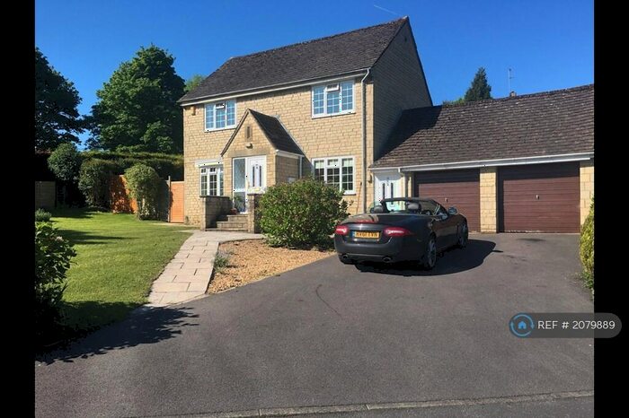 4 Bedroom Detached House To Rent In Bownham Mead, Stroud, GL5