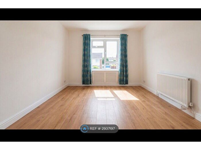 2 Bedroom Flat To Rent In Wellington Walk, Washington, NE37
