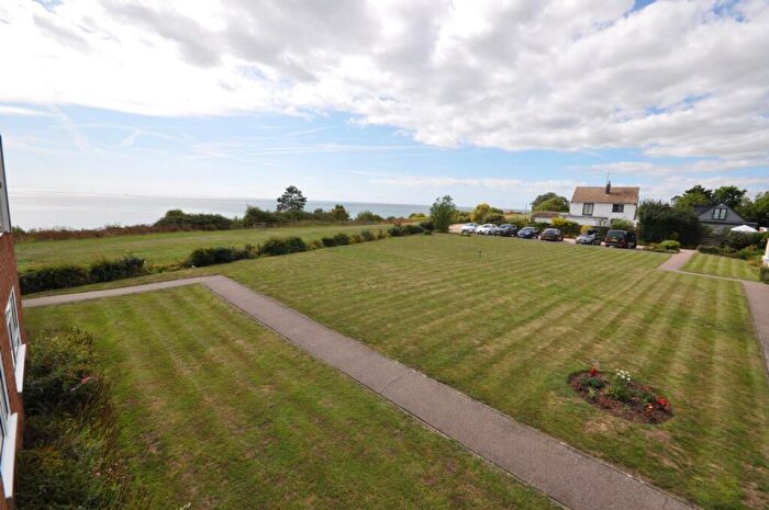 2 Bedroom Flat For Sale In Dolphin Court, Frinton Sea, CO13