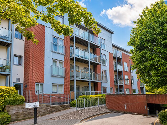 1 Bedroom Flat To Rent In Serra House, Charrington Place, St. Albans, Hertfordshire, AL1