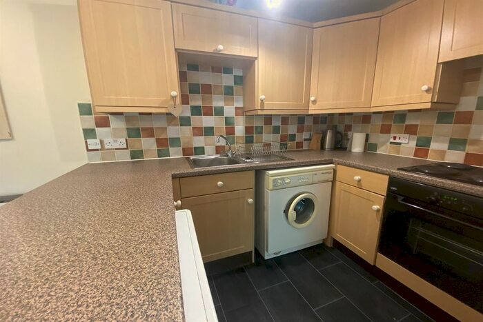 1 Bedroom Flat To Rent In Alderney Street, Lenton, NG7