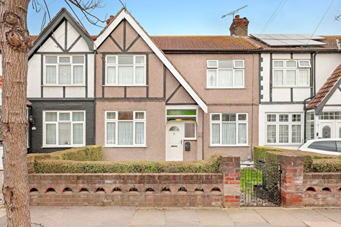 3 Bedroom Terraced House For Sale In Babbacombe Gardens, Ilford, IG4