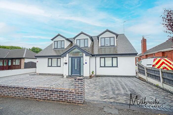 4 Bedroom Detached House To Rent In Hilton Lane, Worsley, M28