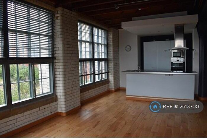 2 Bedroom Flat To Rent In The Turnbull, Newcastle Upon Tyne, NE1