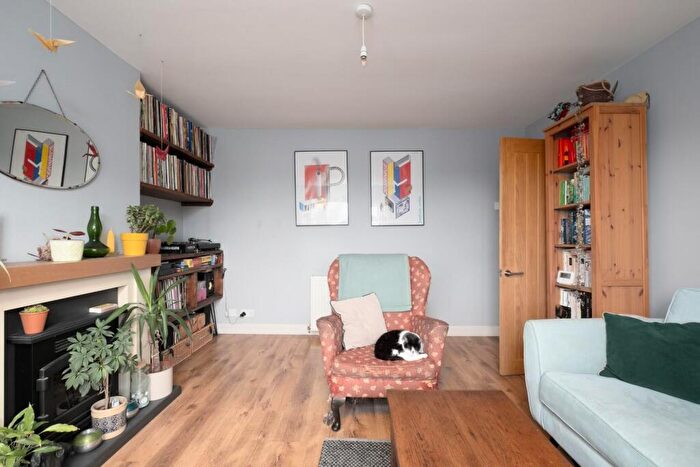 1 Bedroom Flat For Sale In Cassey Bottom Lane, Troopers Hill, BS5
