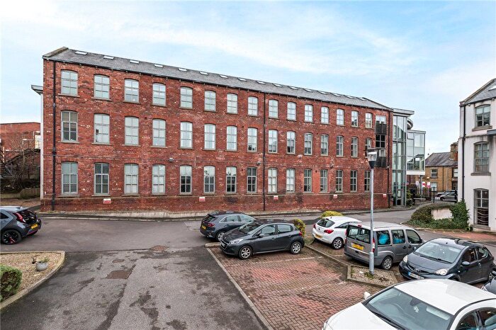 1 Bedroom Flat For Sale In Melbourne Street, Morley, Leeds, West Yorkshire, LS27