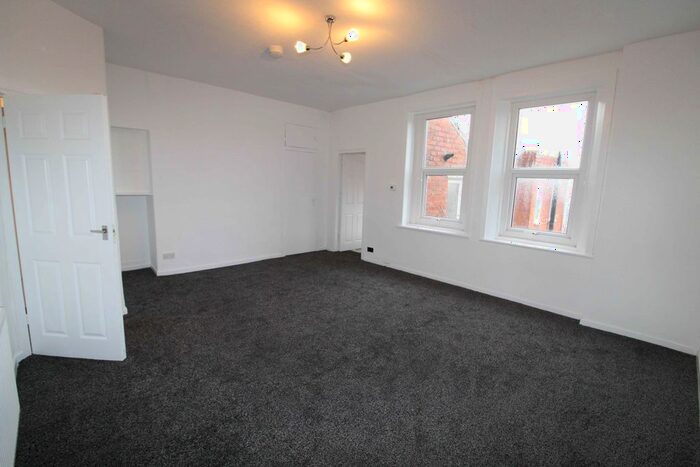 4 Bedroom Maisonette To Rent In Rectory Road, Gateshead, NE8