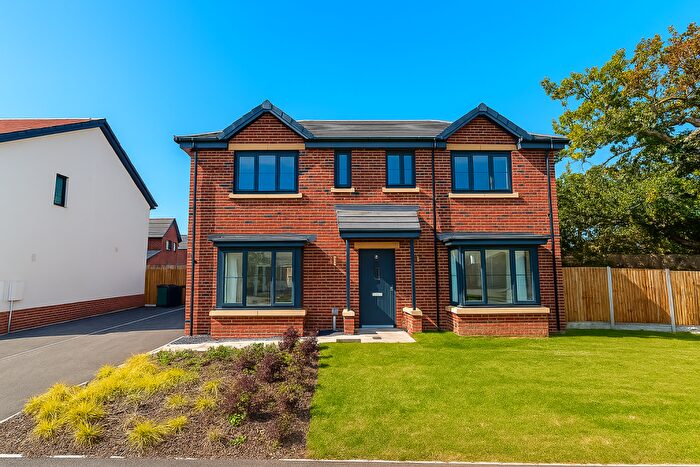4 Bedroom Detached House To Rent In Broddick Close, Preston, PR3
