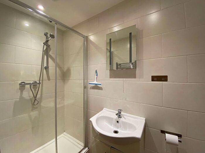1 Bedroom Flat To Rent In Baildon Street, London, SE8