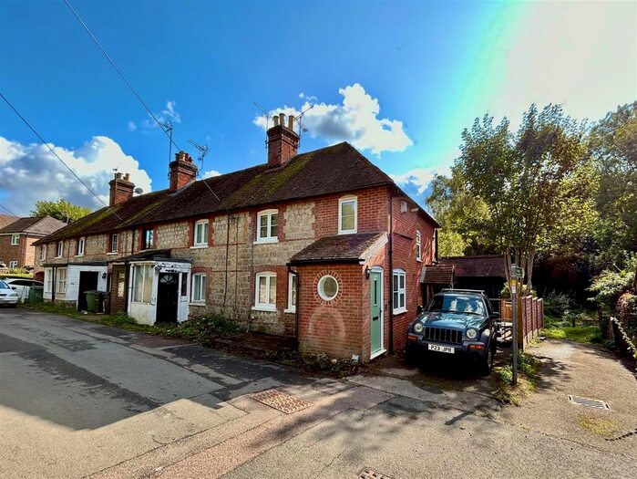 3 Bedroom End Of Terrace House To Rent In The Quarries, Boughton Monchelsea, Maidstone, ME17