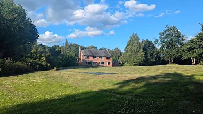 4 Bedroom Detached House For Sale In Audley Road, Barthomley, CW2