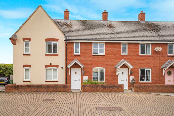 3 Bedroom Terraced House For Sale In Appleyard Close, Uckington, Cheltenham, GL51