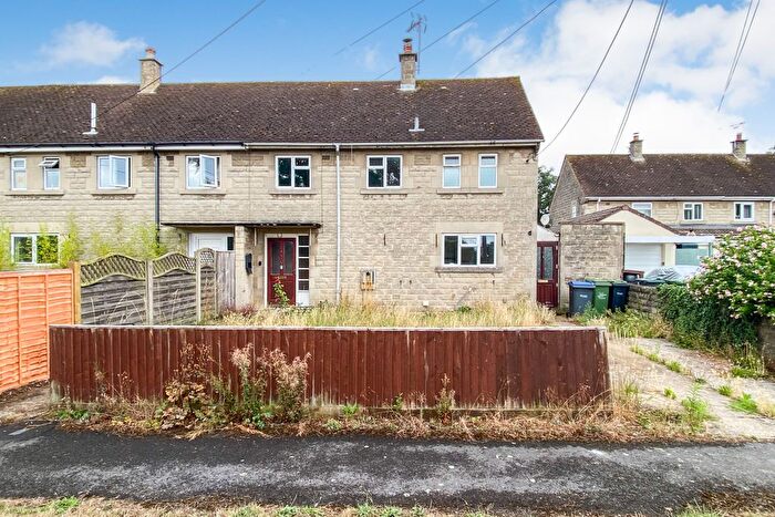 3 Bedroom Semi-Detached House For Sale In Oakhurst, Langley Burrell, Chippenham, SN15
