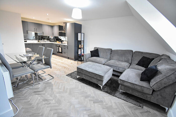 2 Bedroom Flat For Sale In Anchor Lane, Maldon, CM9