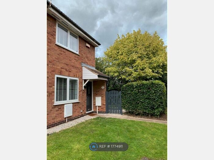 2 Bedroom Semi-Detached House To Rent In Cherwell Court, Nottingham, NG6