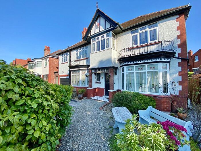 3 Bedroom Detached House To Rent In Haig Avenue, Southport, PR8