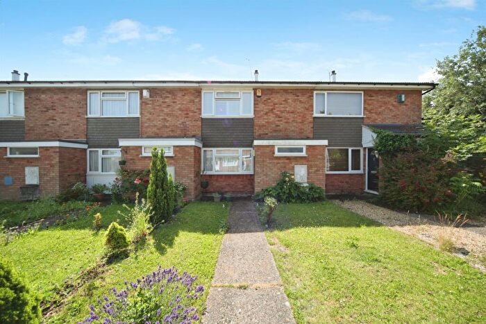 2 Bedroom Terraced House For Sale In Fenwick Road, Houghton Regis, Dunstable, LU5