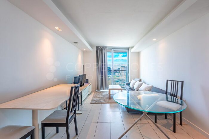 1 Bedroom Flat For Sale In Hoola Tower East, Tidal Basin Road, London, E16