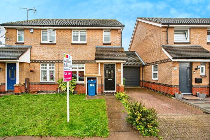 2 Bedroom Semi-Detached House For Sale In Cole Avenue, Chadwell St. Mary, Grays, RM16