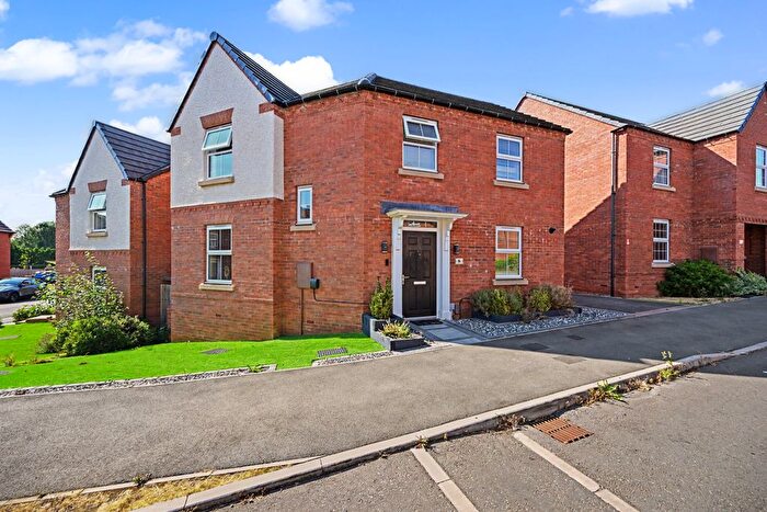 3 Bedroom Detached House For Sale In Hemingbrough Road, Houlton, Rugby, CV23