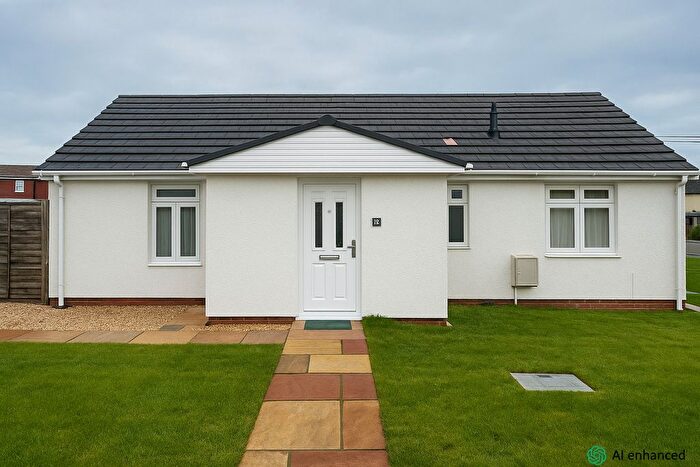 2 Bedroom Semi Detached House To Rent In Townlands, Willand, EX15