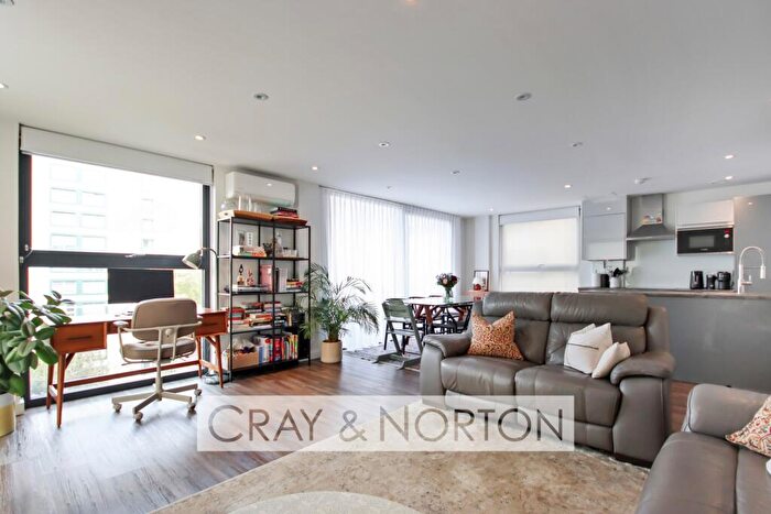 2 Bedroom Flat For Sale In The Waldrons, Croydon, CR0