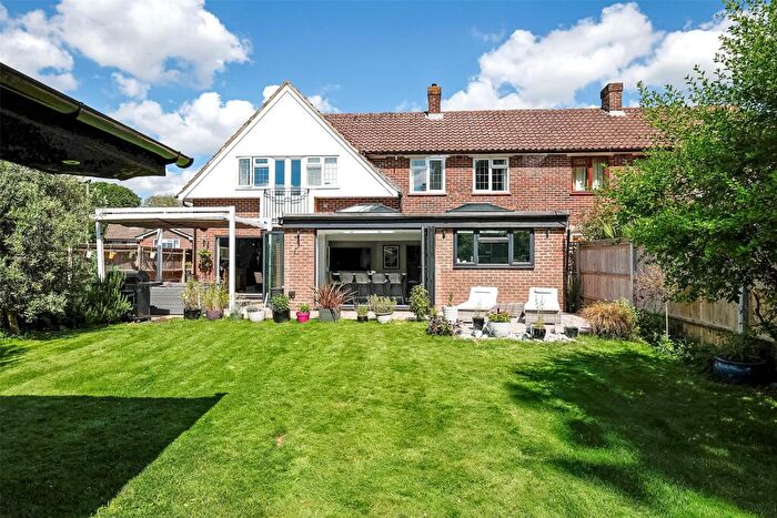 4 Bedroom Semi-Detached House For Sale In Yarm Court Road, Leatherhead, Surrey, KT22