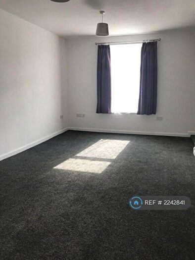 1 Bedroom Flat To Rent In Radcliffe, Radcliffe, M26