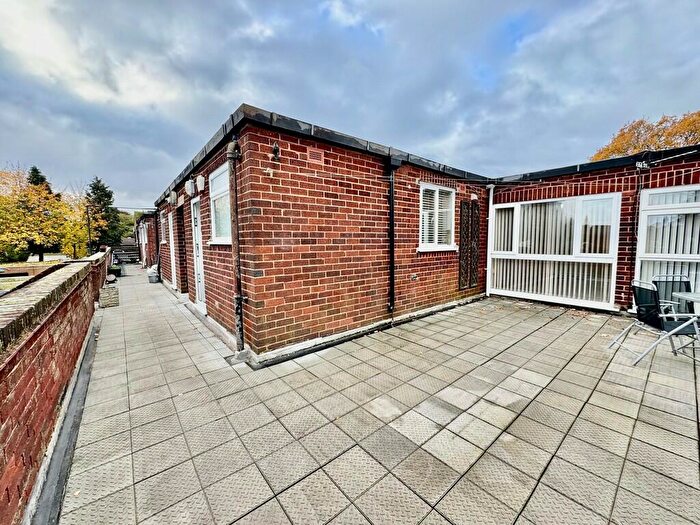 2 Bedroom Apartment To Rent In Prospect Lane, Solihull, B91