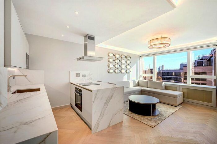 1 Bedroom Flat To Rent In Millbank Court, John Islip Street, Westminster, London, SW1P