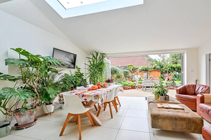 4 Bedroom Semi-Detached House For Sale In Latchmere Close, North Kingston, Richmond, TW10