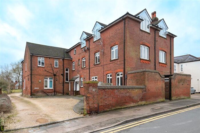 2 Bedroom Flat To Rent In Grosvenor Road, St. Albans, AL1