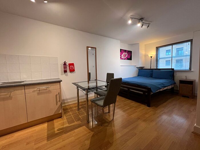 Studio To Rent In Cromwell Road, London, SW7