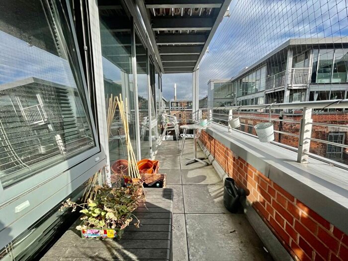 2 Bedroom Apartment To Rent In Hicking Building, Queens Road, NG2